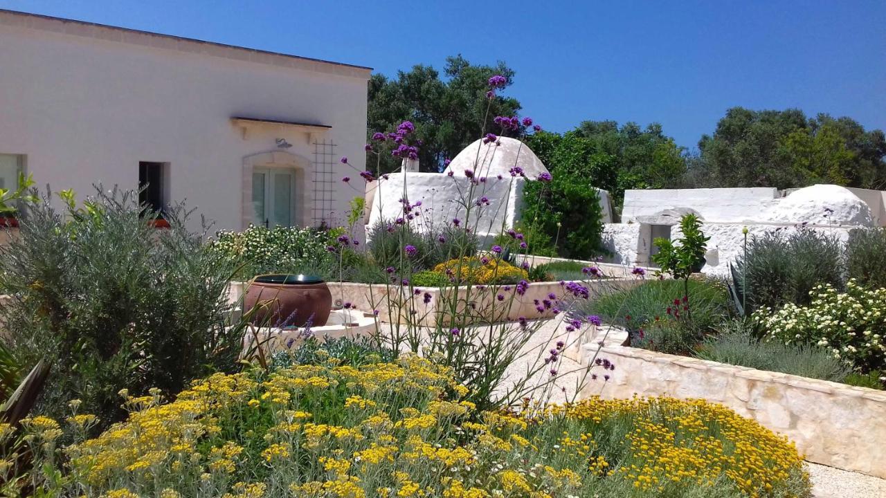 The Proud Garden Bed and Breakfast Carovigno Exteriör bild